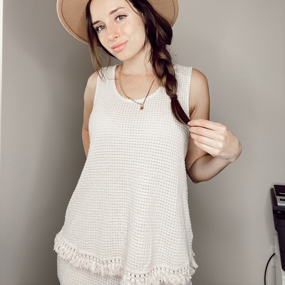 Knit Tassel Tank and Shorts Set - Picture 8 of 9